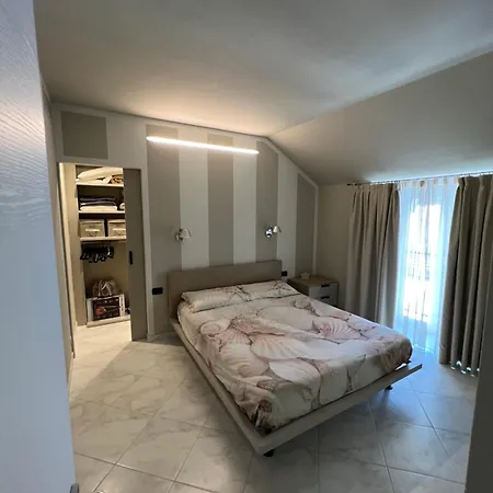 Gialo Vibe Алассіо